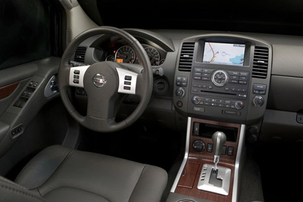 نيسان باثفندر 2012 معلومات واسعار ومواصفات Nissan Pathfinder 2012 21