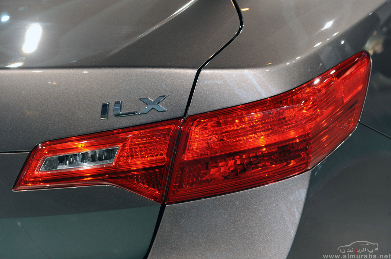 سيارة اكورا 2013 الجديدة في معرض شيكاغو للسيارات Acura Ilx 2013 49