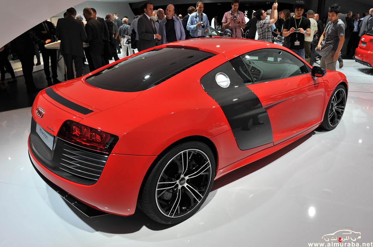 اودي ار 8 2013 في معرض شيكاغو للسيارات Audi R8 2013 4