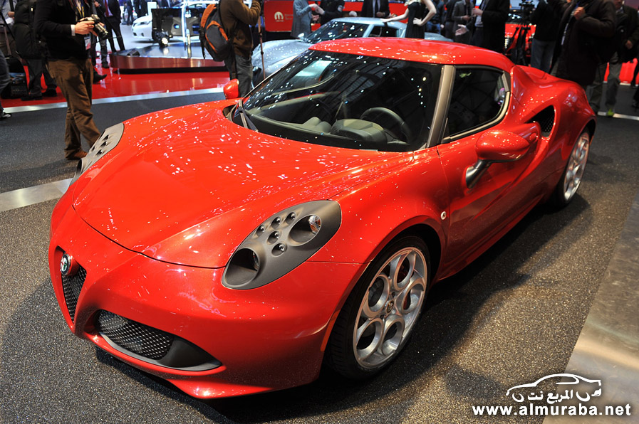 الفا روميو 2014 تحتفل بمعرض جنيف بإطلاق موديل فور سي الجديد Alfa Romeo 4c 17