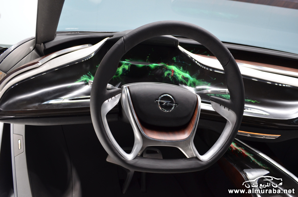 اوبل 2014 مونزا تكشف عن مفهوم الإنتاج المستقبلي لسيارتها في المعرض Opel Monza 22