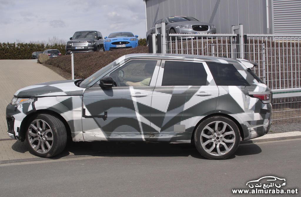التقاط صور تجسسية جديدة لسيارة لاند روفر رنج روفر سبورت ار 2015 الجديدة Range Rover 15