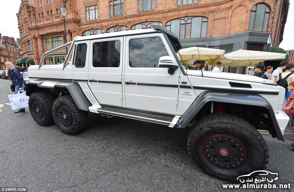 1407235318016_wps_20_Mercedes_G63_AMG_6x6_out_
