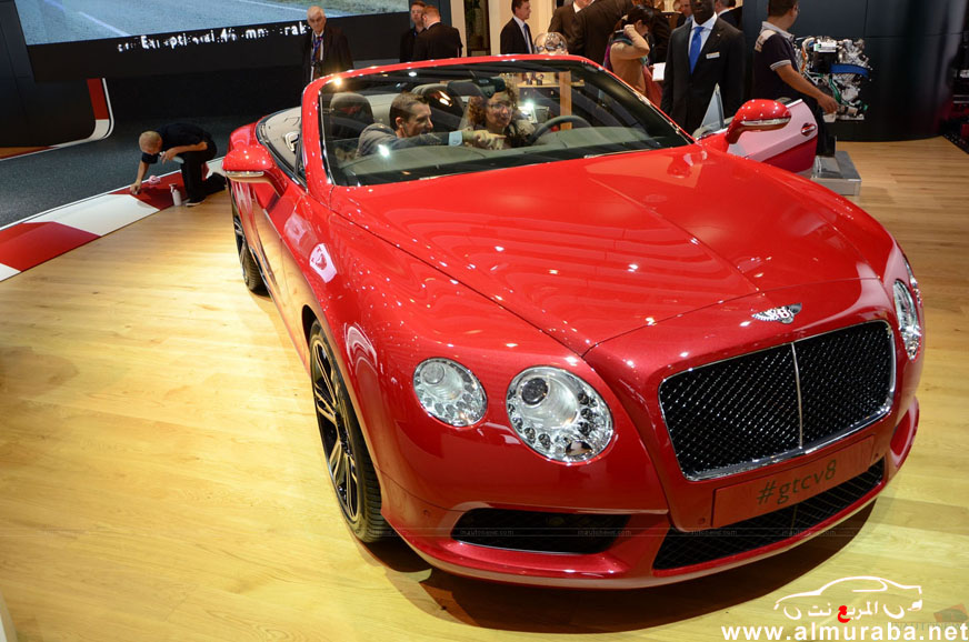 بنتلي تطلق سيارتها بنتلي كونتيننتال جي تي سي الفاخرة بمعرض باريس ذات السقف المكشوف Bentley