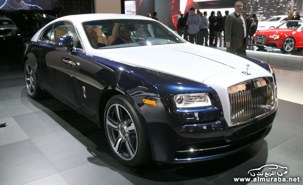 رولز رويس تعرض سيارتها الشبح في معرض نيويورك للسيارات Rolls-Royce Wraith