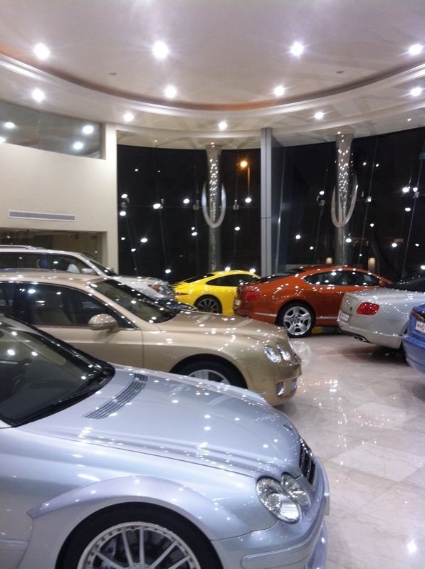 “بالصور” افتتاح معرض الو كار للسيارات الفاخرة في مدينة جدة Alo Car
