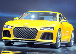 اودي سبورت كواترو تقدم نموذجها الجديد في معرض فرانكفورت للسيارات Audi Sport Quattro