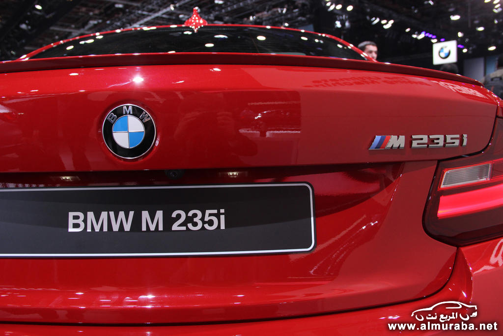 2014-BMW-M235i-07
