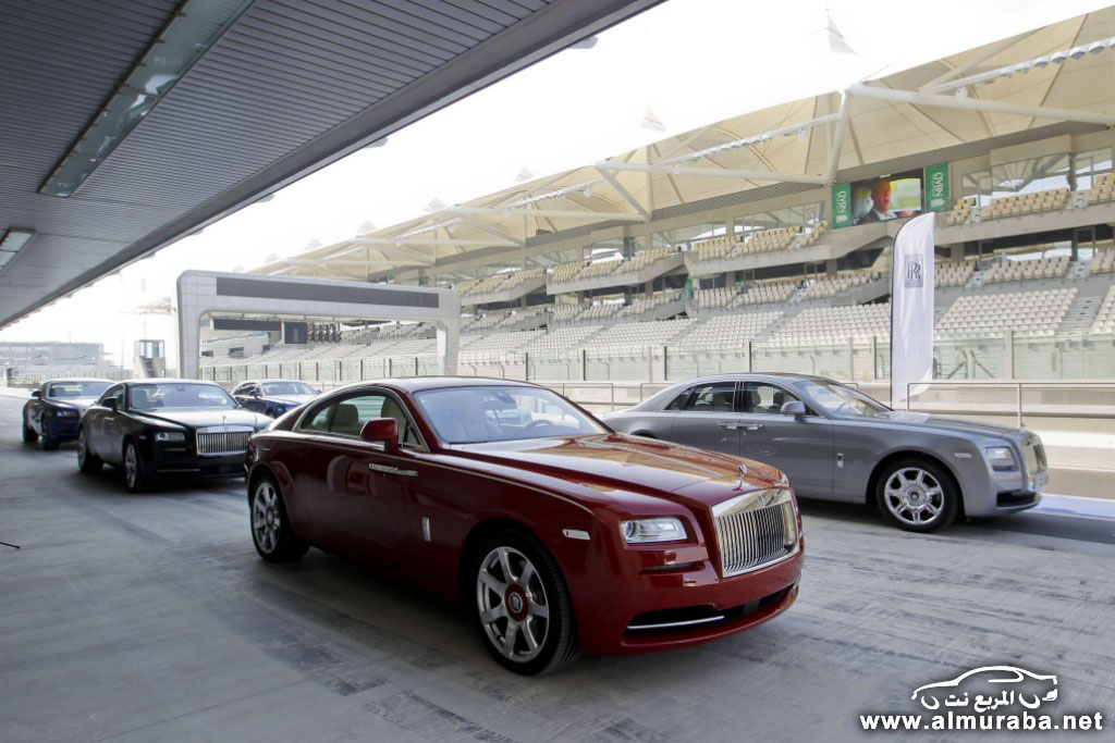 2014-Rolls-Royce-Wraith-and-Ghost-at-Yas-Marina-Abu-Dhabi-2