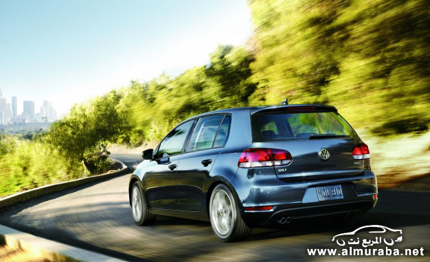 2014-Volkswagen-Golf-TDI-102-626x382