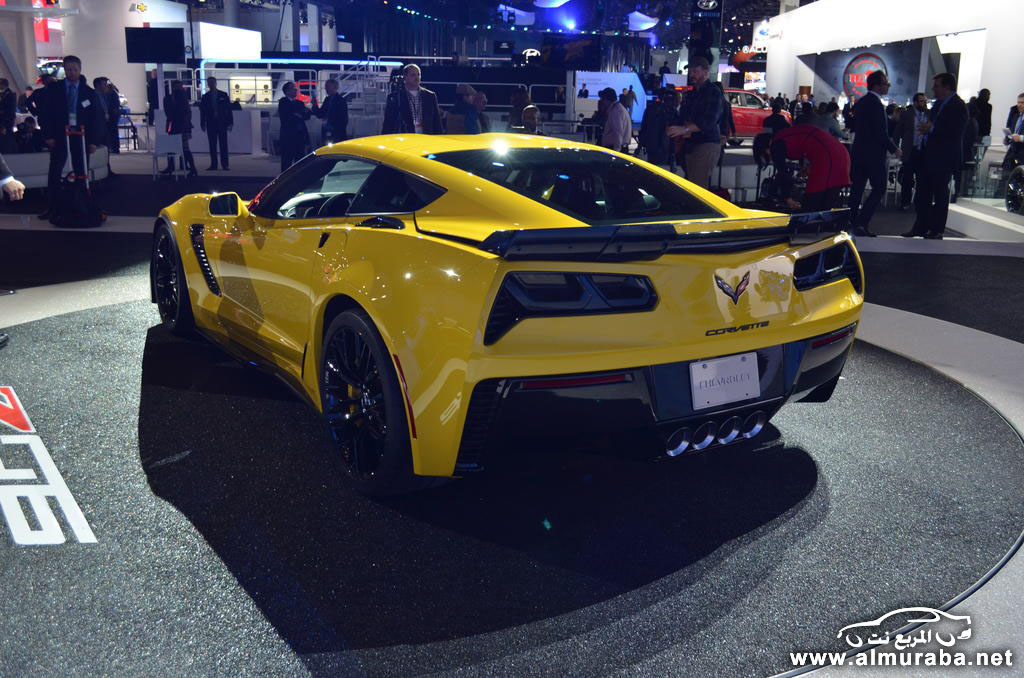 2015-Chevrolet-Corvette-z06-05