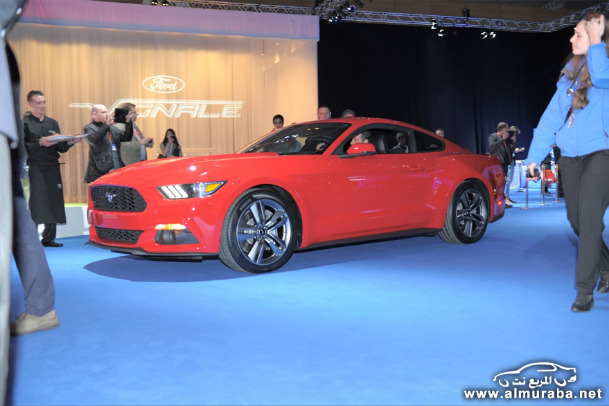 2015-Ford-Mustang-Live-104[2]