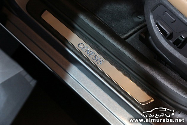 2015-Hyundai-Genesis-82[2]