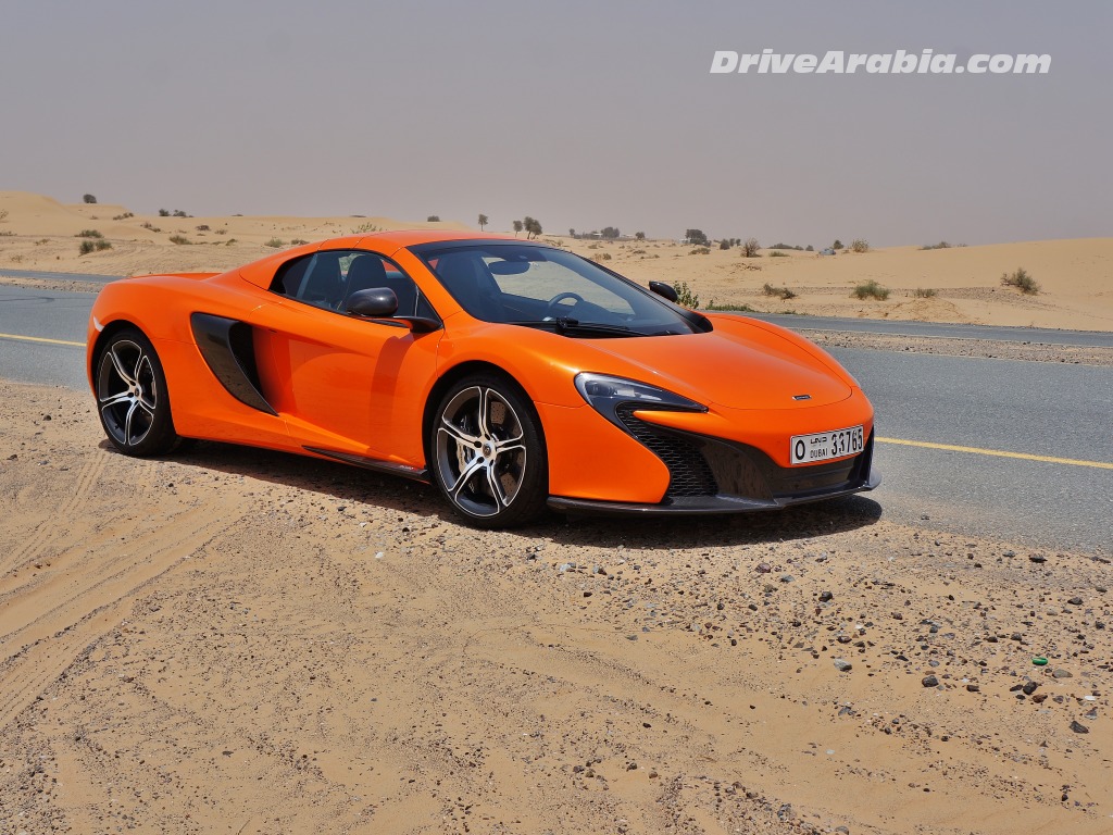 2015-McLaren-650S-in-the-UAE