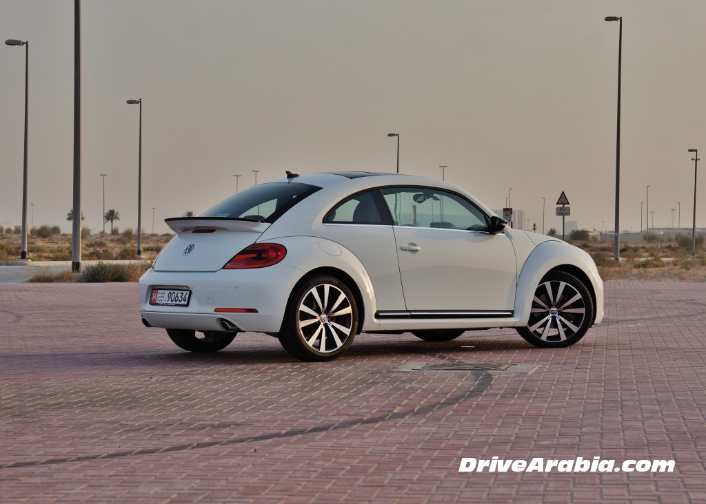 2015-Volkswagen-Beetle-in-the-UAE-3