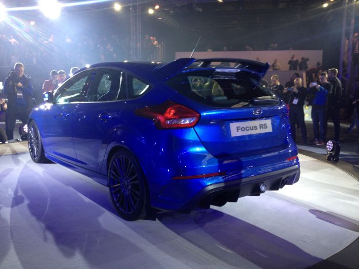 Ford-Focus-RS-8