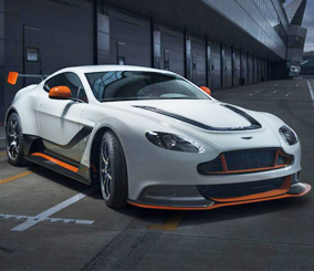 استون مارتن فانتاج GT3 2016 الجديدة تظهر على الانترنت قبل تدشينها Aston Martin 1