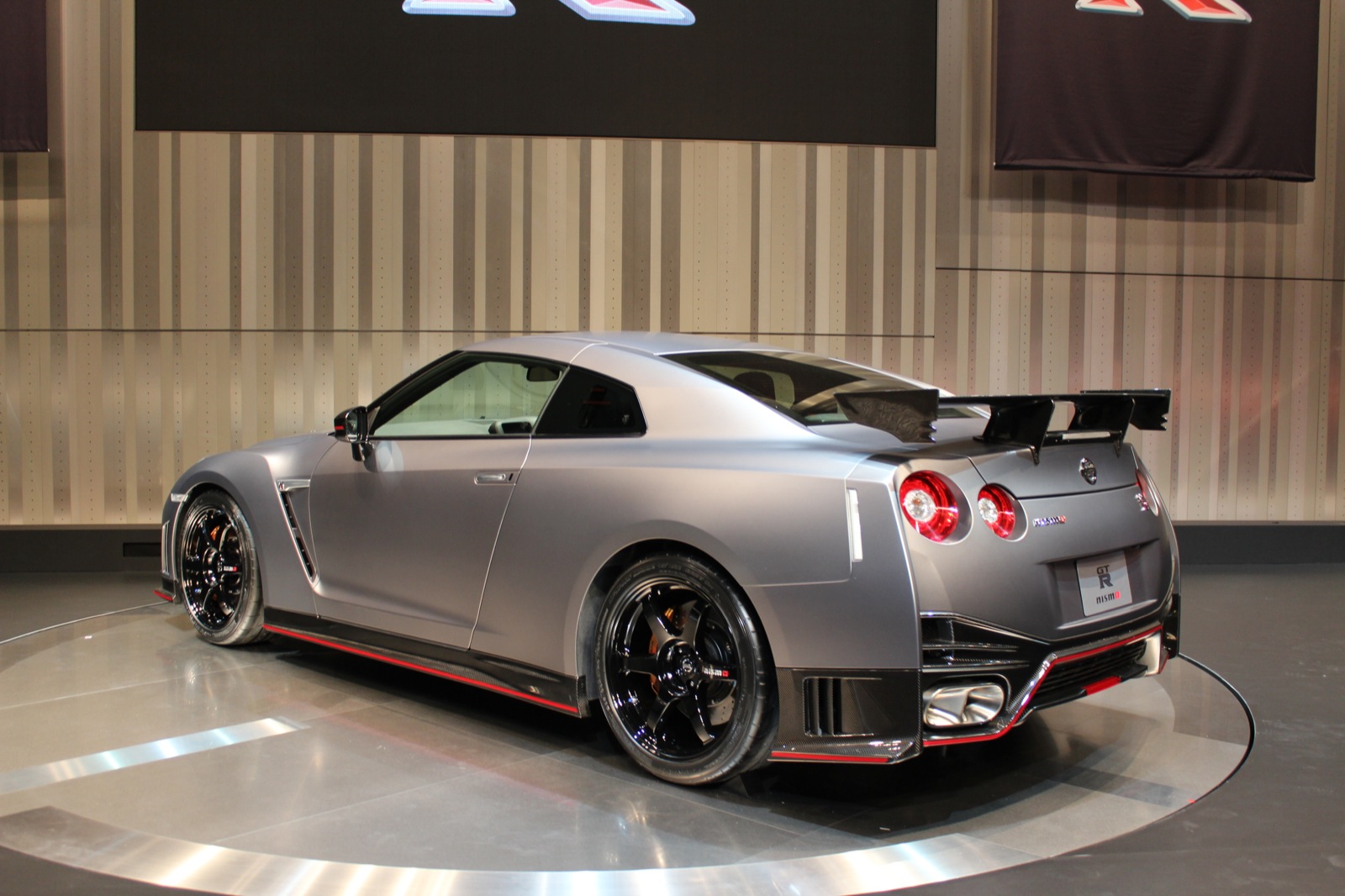 2015-nissan-gt-r-nismo--tokyo-motor-show-preview-event-nissan-global-headquarters_100446449_h