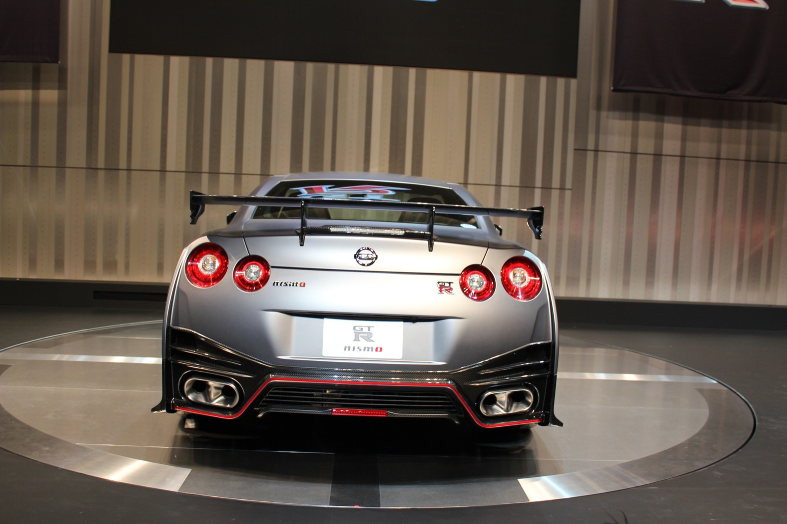 2015-nissan-gt-r-nismo--tokyo-motor-show-preview-event-nissan-global-headquarters_100446451_h