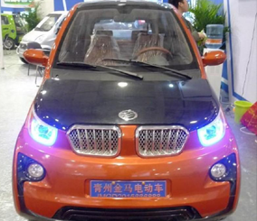 “بالصور” شركة صينية تقوم بتقليد سيارة بي ام دبليو 3 الصغيرة وتبدأ بيعها رسمياً