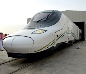 "بالصور" وزير النقل يتفقد مشروع قطار الحرمين بالمدينة المنورة 1
