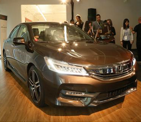 هوندا اكورد 2016 تكشف نفسها رسمياً وتحصل على فيس ليفت "صور ومواصفات واسعار" Honda Accord 1