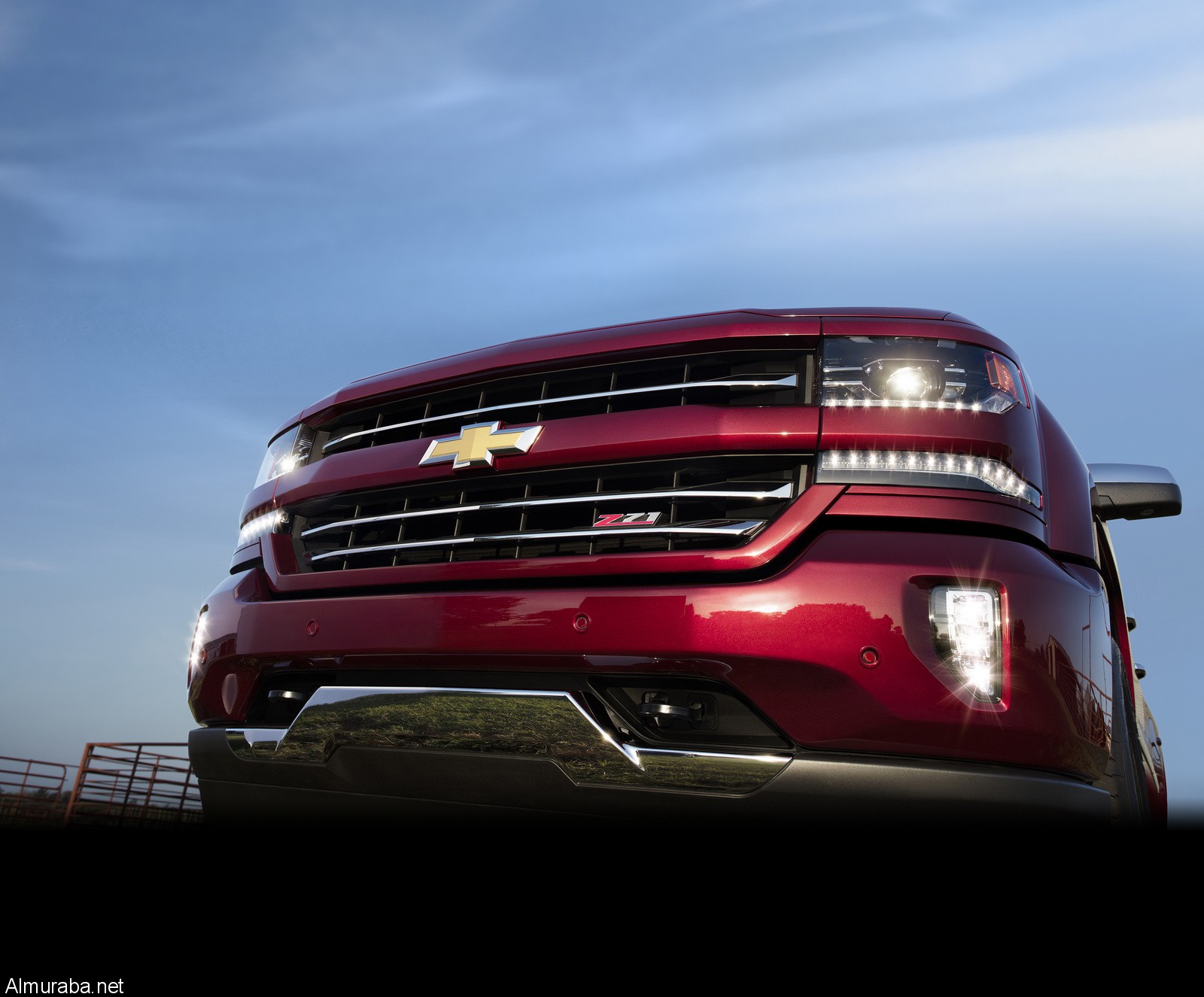 "رسمياً" شفرولية سلفرادو 2016 يحصل على تطويرات جديدة من الداخل والخارج "صور ومواصفات" Chevrolet Silverado 10