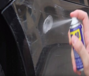 "بالفيديو" شاهد طريقة بسيطة لمعالجة الخدوش وإزالتها عن طلاء السيارة 1