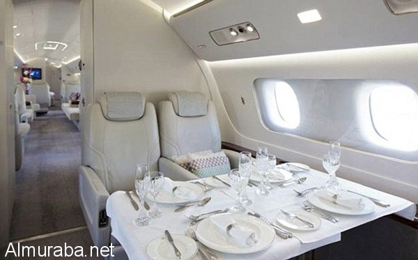 "بالصور" شاهد جولة داخل طائرة العائلة المالكة البريطانية البالغ سعرها 200 مليون ريال سعودي 1