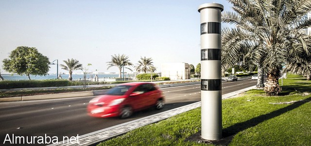 رادارات تضبط مخالفي “حزام الأمان” ومستخدمي الهواتف أثناء القيادة في مدينة دبي