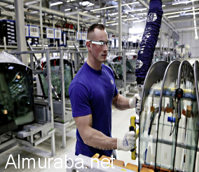 فولكس واجن تستخدم نظارات جوجل ثلاثية الأبعاد الذكية في مصنعها في مدينة فولفسبورغ الألمانية 1