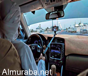 استعدادات لرفع قيمة مخالفة استخدام الهاتف أثناء القيادة في إمارة دبي من 200 درهم إلى 1000 درهم