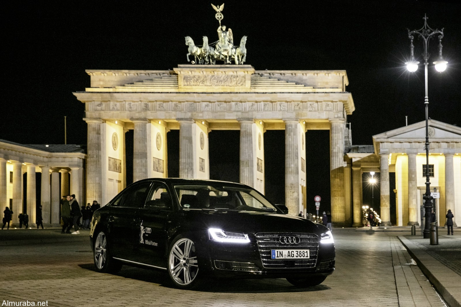 سيارة "أودي" A8 L W12 تقود نفسها ذاتيا أثناء حفل بألمانيا Audi 2016 3