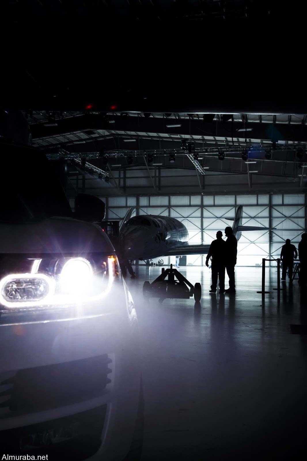 "رنج روفر" اوتوبيوغرافي تشارك في حفل إطلاق طائرة الفضاء الجديدة Range Rover 2016 20