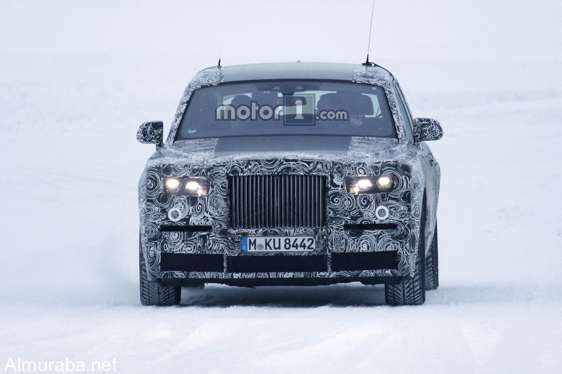 “صور تجسسية” لسيارة “رولز رويس” فانتوم Rolls-Royce 2018