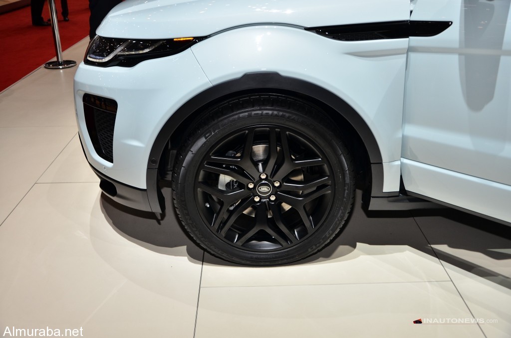 إطلاق طراز السقف المتحرك لسيارة "رينج روفر" إيفوك بمعرض سيارات جنيف Range Rover 2017 13