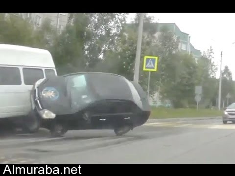“فيديو” شاهد الجزء الثاني عشر لأغرب حوادث السيارات في روسيا لهذا العام