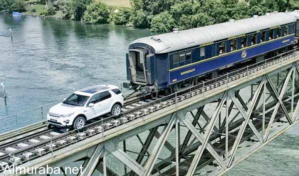 “فيديو” شاهد سيارة تسحب قطارًا على طول سكة حديد سويسرا