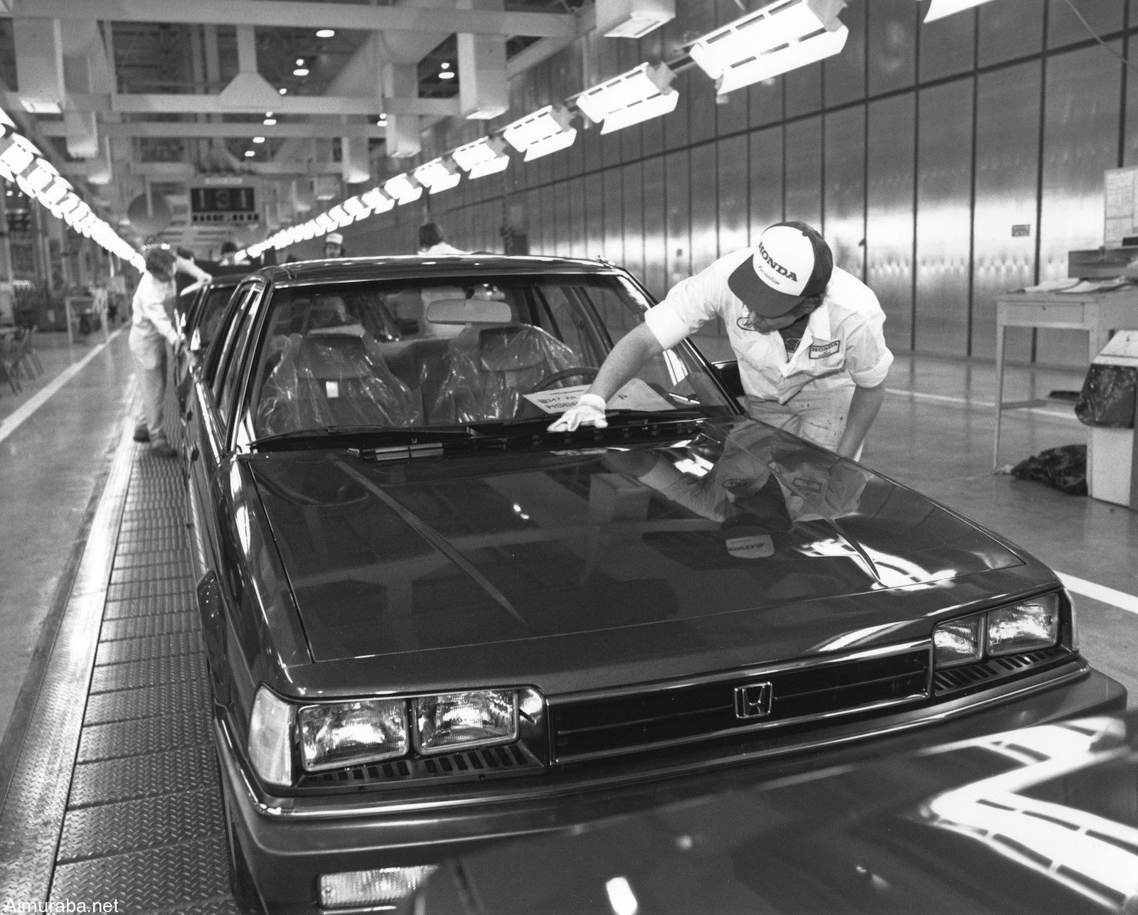 احتفل بأربعين عاما من "هوندا" أكورد بأربعين صورة Honda Accord 2