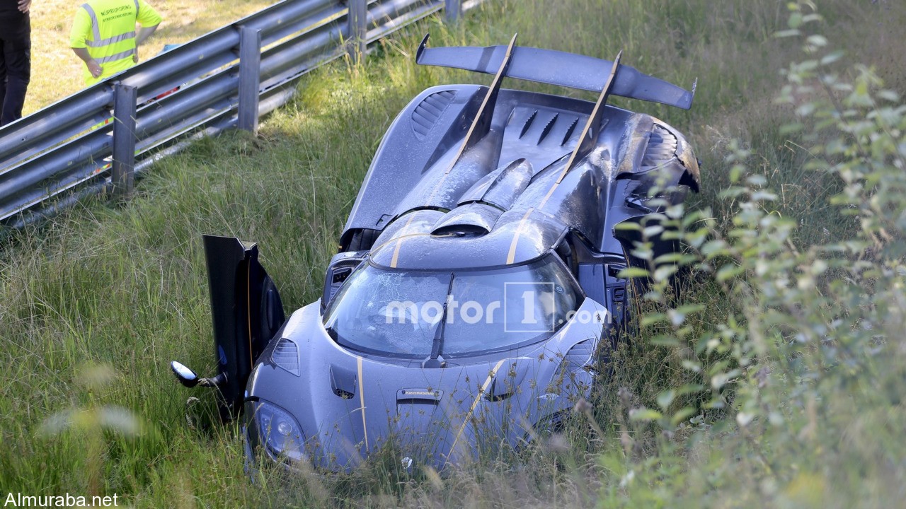 تحطم سيارة كوينيجسيج One:1 نادرة أثناء اختبارها على حلبة نوربورغرينغ Koenigsegg 1