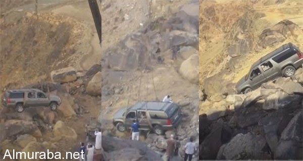 “فيديو” شاهد انتشال سيارة تاهو بعد سقوطها من أعلى جبل بالمدينة المنورة