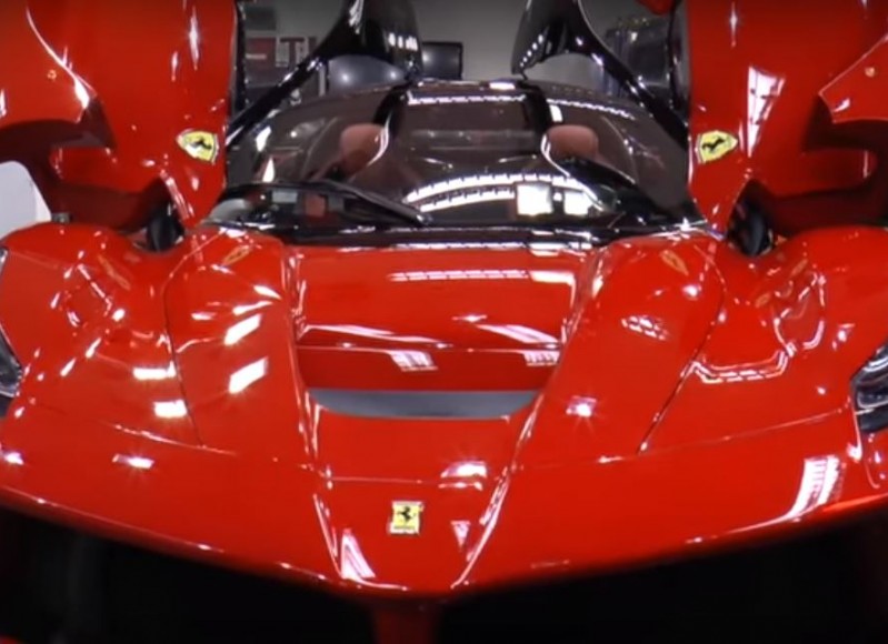 brand-new-laferrari-delivered-with-factory-paint-defects-detailer-complains-109999_1