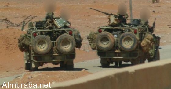 القوات الخاصة البريطانية تواجه داعش بسيارات لاند كروزر معدلة بكثافة