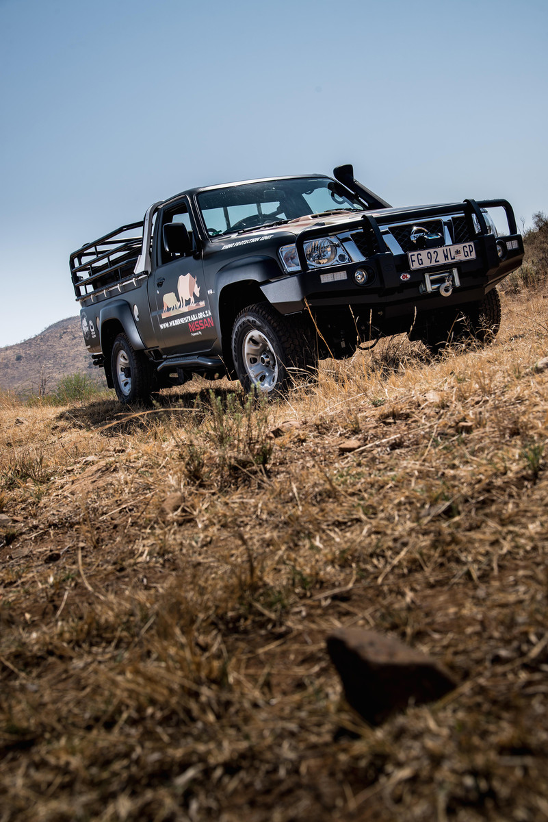 2016-nissan-patrol-south-africa-rhino-protection-5