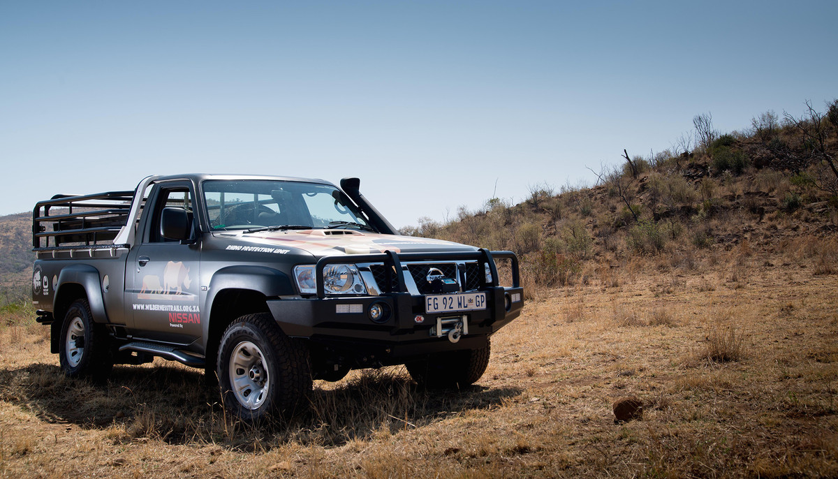 2016-nissan-patrol-south-africa-rhino-protection-6