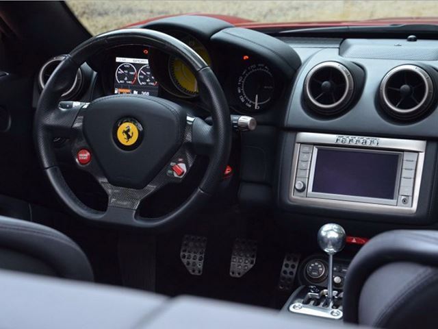 “فيراري” تعلن عن وقف استخدام نواقل الحركة اليدوية بشكل رسمي Ferrari