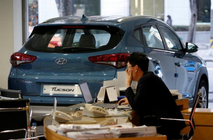 Hyundai Motor's sport utility vehicle (SUV) Tucson is seen at its dealership in Seoul