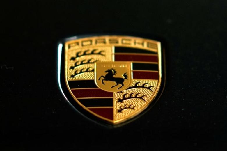السلطات الألمانية تحقق مع "بورش" في التلاعب بانبعاثات الديزل Porsche 3