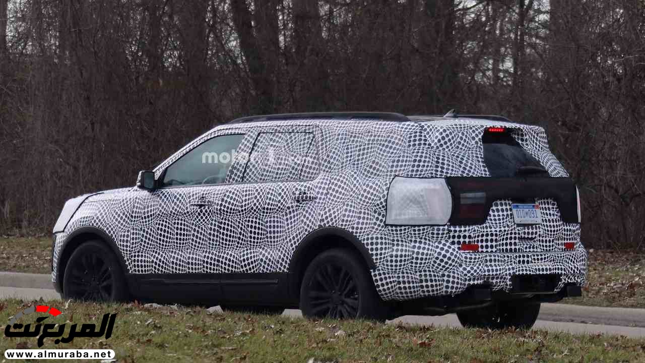 "صور تجسسية" أثناء اختبار "فورد" إكسبلورر 2019 وهي تخفي تصميما تطوريا Ford Explorer 9