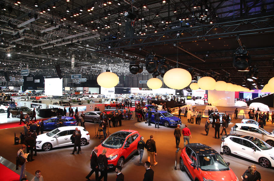 استعراض للمركبات التي تم تأكيد تدشينها الأول بمعرض سيارات جنيف الدولي 2017
